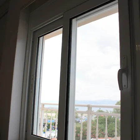 Sunshine By The Sea Apartament *